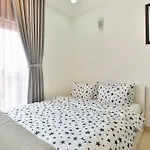 Sunflower Boutique Studio Apartment
