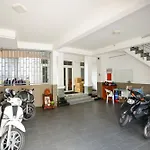 Sunflower Boutique Studio Apartment